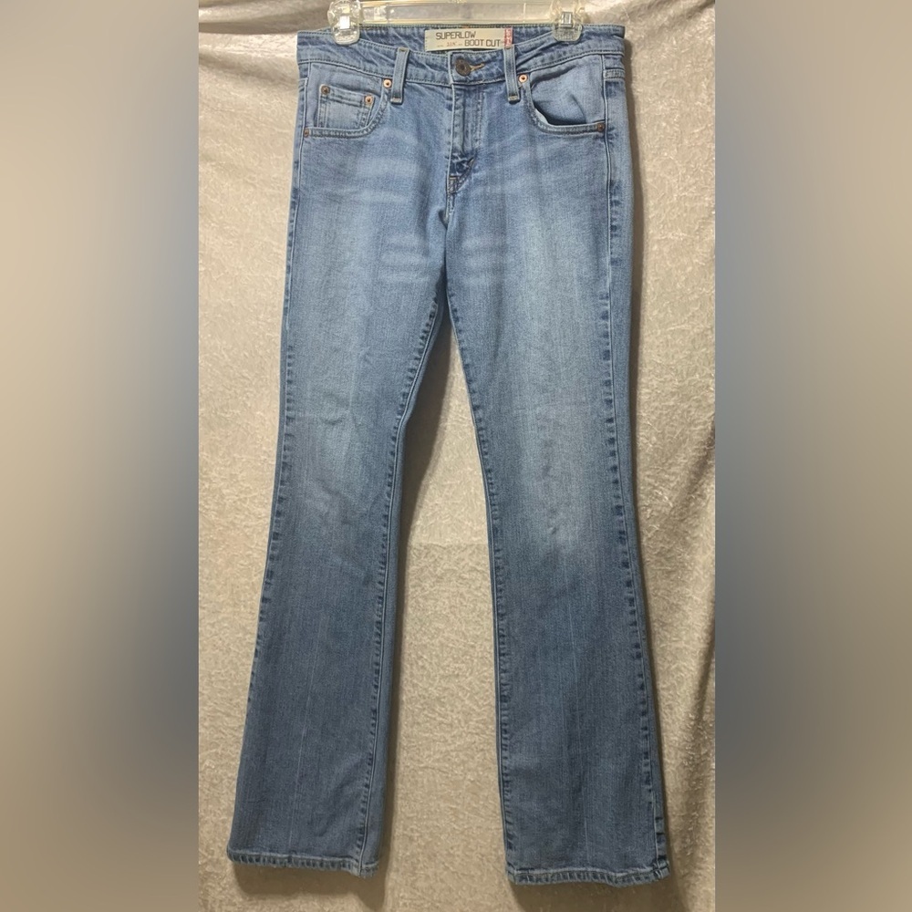 Levi’s 518 Too Superlow Bootcut Light Wash Blue Denim Jean size 5 long